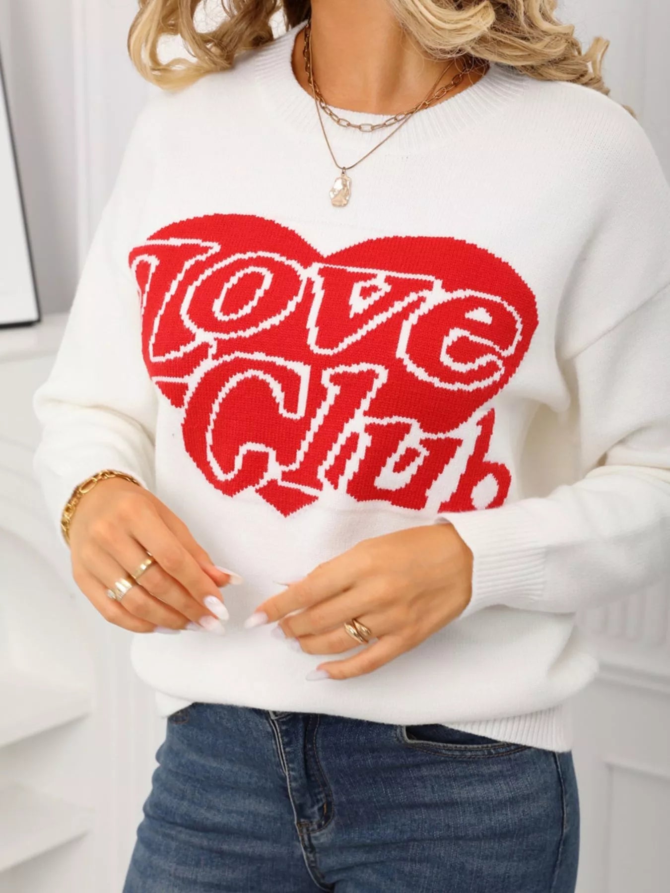 Love Club Heart Graphic Knit Sweater – Valentine’s Day Edition - Livirosa Shop